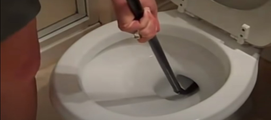 Thông tắc nhà vệ sinh tại Long Biên